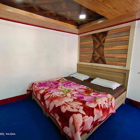 Hotel D Indian 카르길 외부 사진