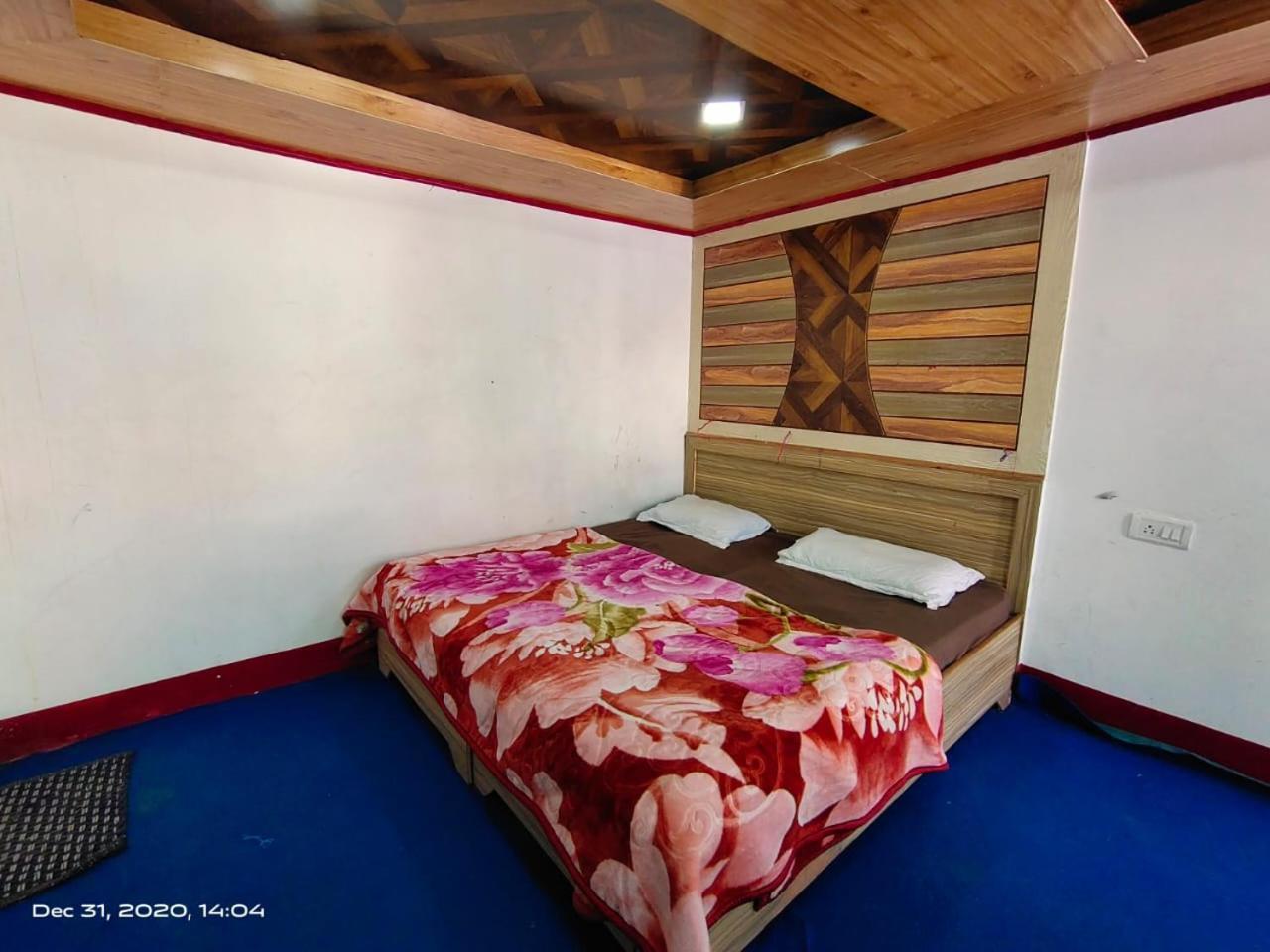 Hotel D Indian 카르길 외부 사진